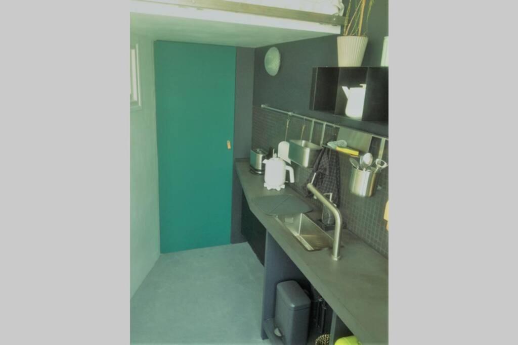 Small Arty Studio Menilmontant ปารีส ภายนอก รูปภาพ